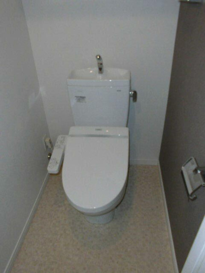 【トイレ】 | ヴィラージュ博多ステーション | コンパクトで使いやすいトイレです