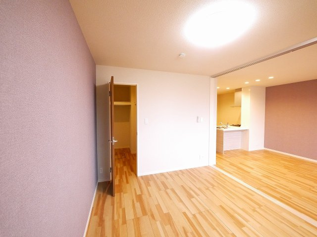 サニーレジデンスの寝室