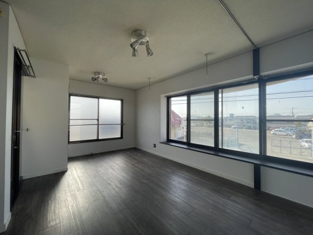 大昌ハイツの洋室