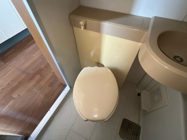 コーポ西中島のトイレ