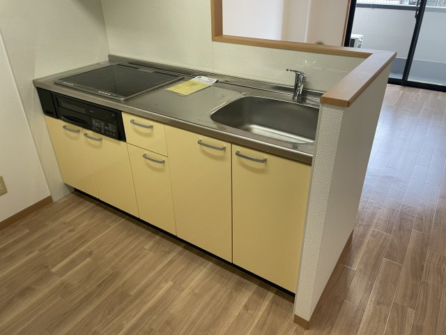 シャルマンプレイスのキッチン