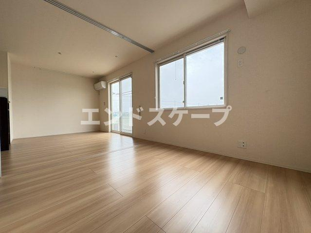 フランボワーズの居間・リビング|高崎、前橋のお部屋探しはエンドスケープまで！お客様の理想お聞かせ下さい♪