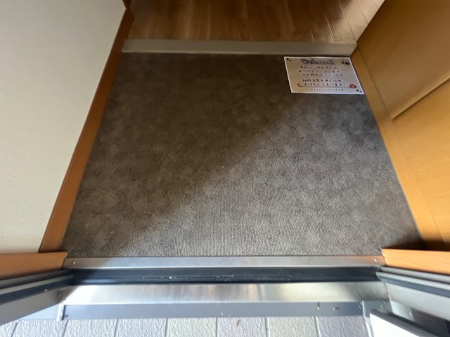 ソレイユ（神岡町）の玄関