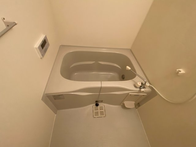 ブランフルーレＡの浴室