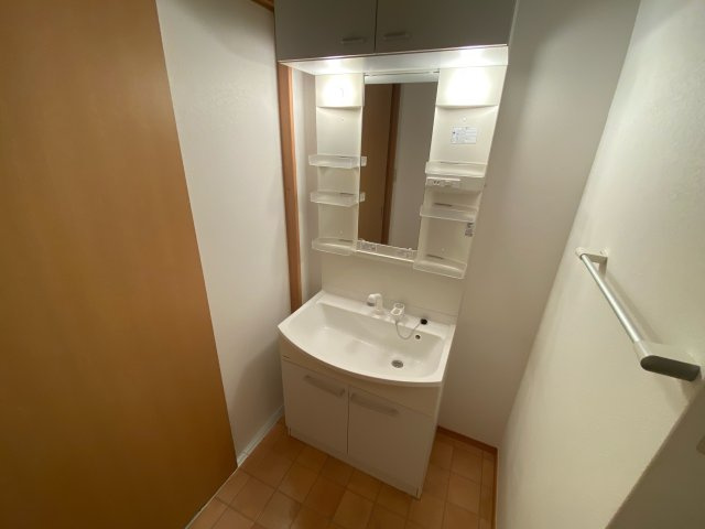 ブランフルーレＡの洗面所