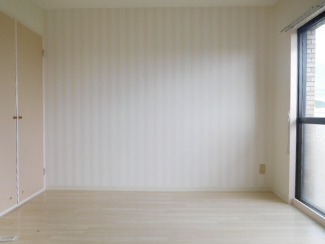 ジュネス白国の寝室