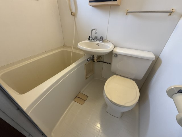 ハイツタイヨウの浴室