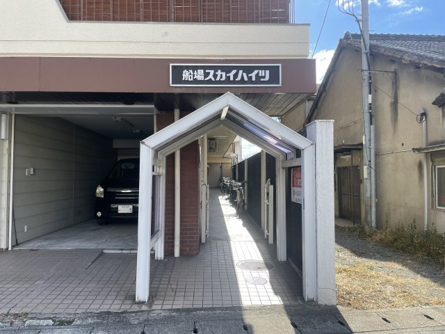 船場スカイハイツのエントランス