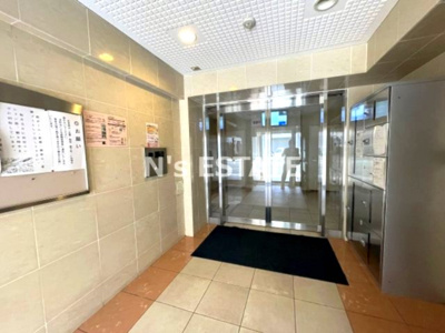 【エントランス】 | アネシスコート門口