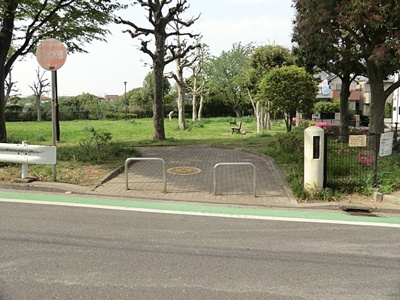 谷津坂第一公園　300ｍ