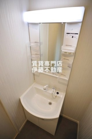 NAGOYA THE NAVYWOODの独立洗面台