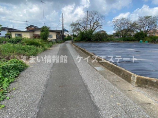 【前面道路含む現地写真】