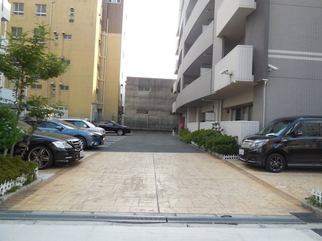 【駐車場】 | ルーセント菅原