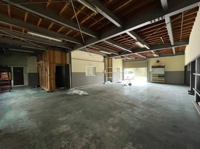 【玄関】 | 赤堀南町倉庫 | 1階　倉庫