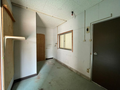 【その他】 | 赤堀南町倉庫 | 1階　事務所