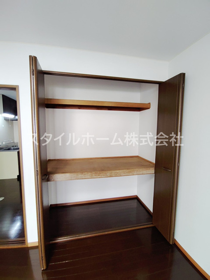 【収納】 | エスティーム潮崎A | 別部屋写真です。