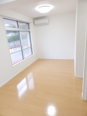 【居間・リビング】 | アーバン宮地