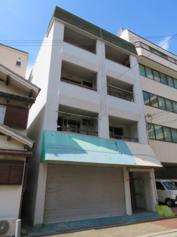 大阪市港区弁天２丁目のビルの外観