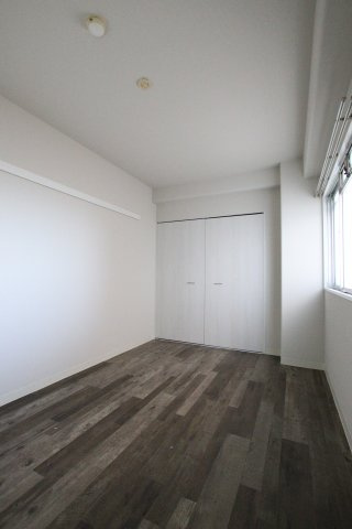 【洋室】 | サンロード汐の宮