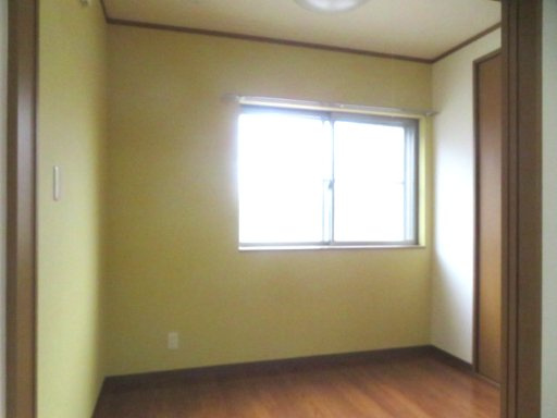 神和町弐番館の内装