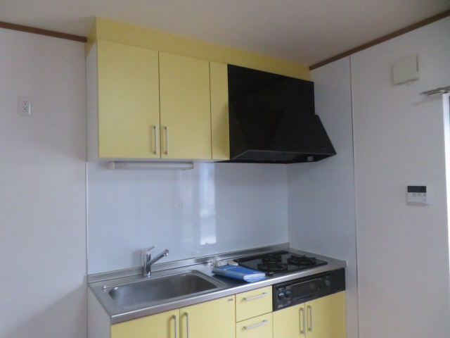 神和町弐番館のキッチン