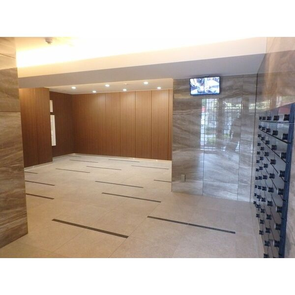 熊本市中央区大江１丁目の賃貸マンションのエントランス