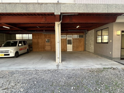 【駐車場】 | クレストⅡ　1F事務所