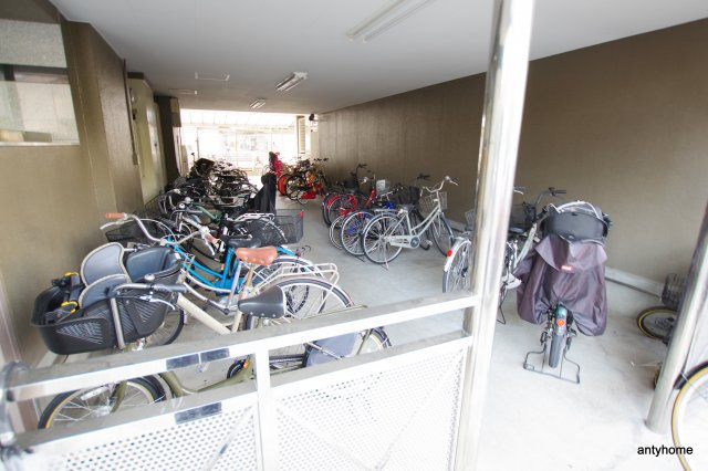 メイウール木川中里　仲介手数料無料の駐車場