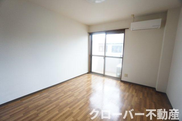 フォブールサンマリンの居間・リビング