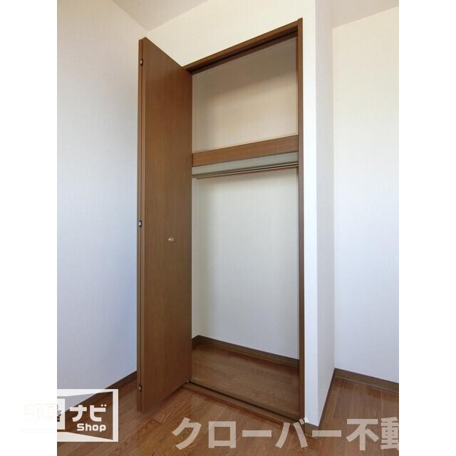 フォブール城南の収納