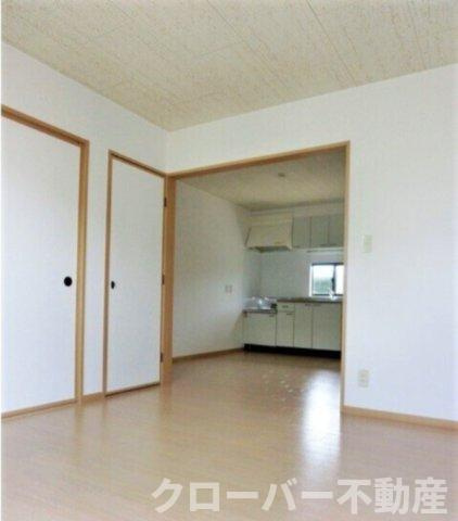 メンバーズタウン讃岐富士Aの居間・リビング