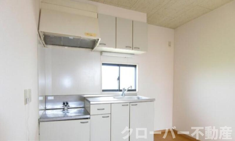 メンバーズタウン讃岐富士Bのキッチン