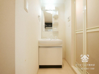 【独立洗面台】 | ララプレイス新大阪シエスタ | 使いやすい独立洗面台です