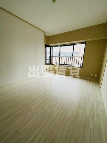 仲介手数料0円！！コンドーマンションの居間・リビング