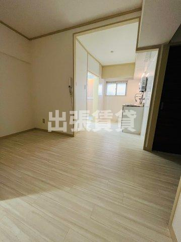 仲介手数料0円！！コンドーマンションの居間・リビング