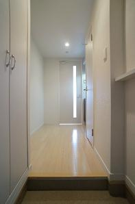 【玄関】 | グランフォーレラグゼ箱崎宮前 | 別号室の写真になります。現況優先。