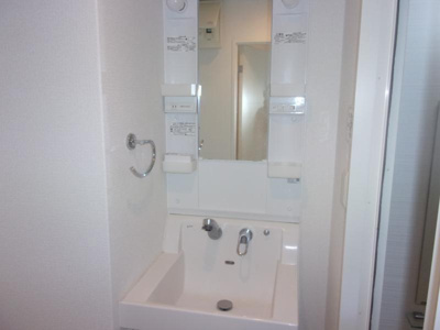 【洗面所】 | グランフォーレラグゼ箱崎宮前 | 別号室の写真になります。現況優先。