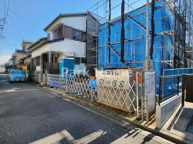 高知市相模町 ① 新築戸建ての前面道路含む現地写真