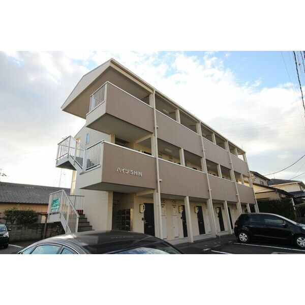 ハイツSHINの外観