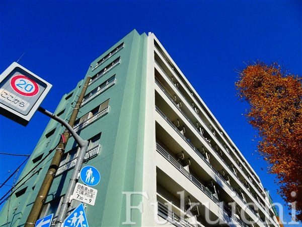 自由が丘第一コーポの外観