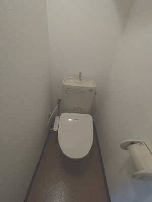 【トイレ】 | 東三国土井マンション | トイレです