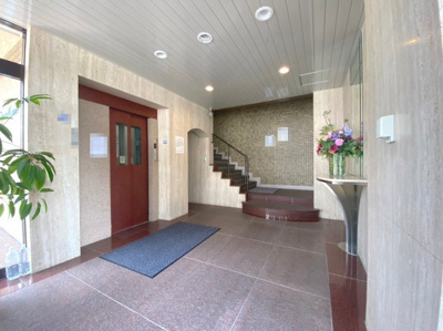 【エントランス】 | Cherry coat