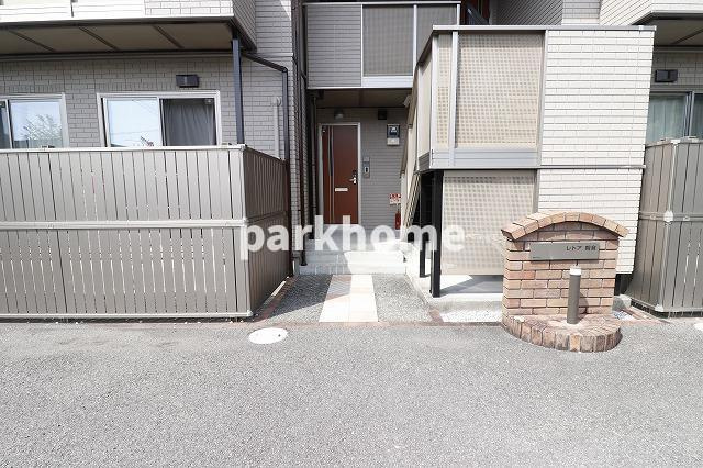 レトア朝倉のエントランス|建物の内部です