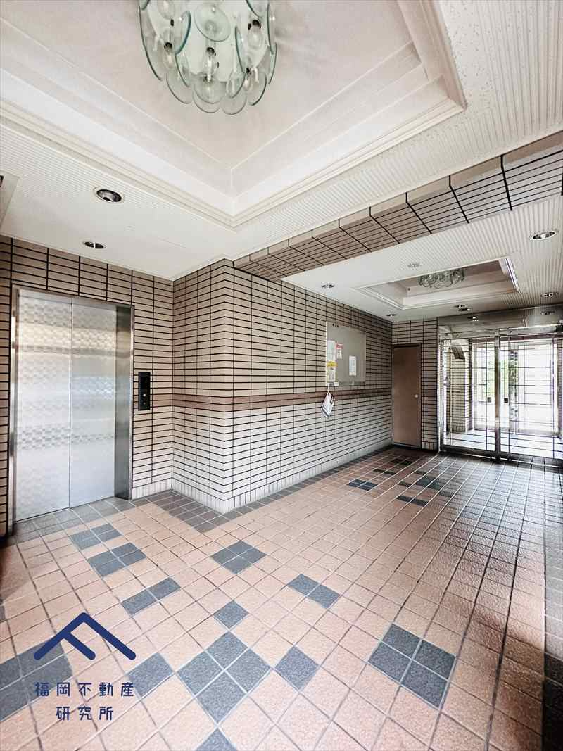 リーベスト鳥飼のエントランス