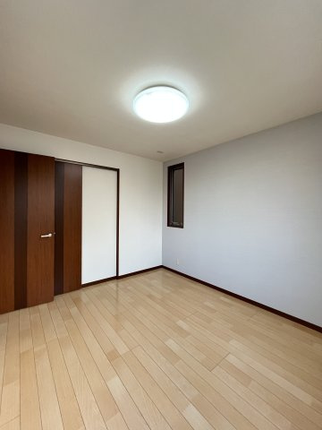 シャーメゾン大山A棟の洋室