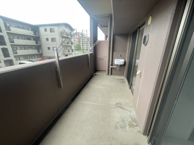 アルファステイツ城乾南新在家のバルコニー