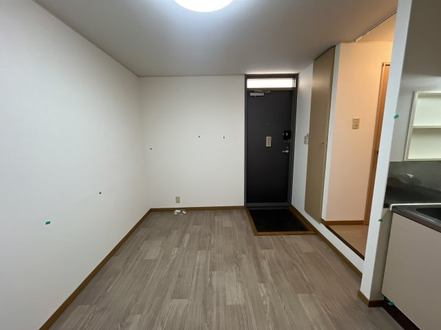 Uグレース飾磨の洋室