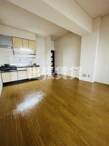 仲介手数料0円！庄内ハウスの居間・リビング