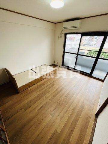 仲介手数料0円！庄内ハウスの居間・リビング