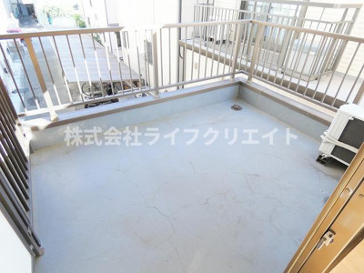 【バルコニー】 | メゾンド・サンベール
